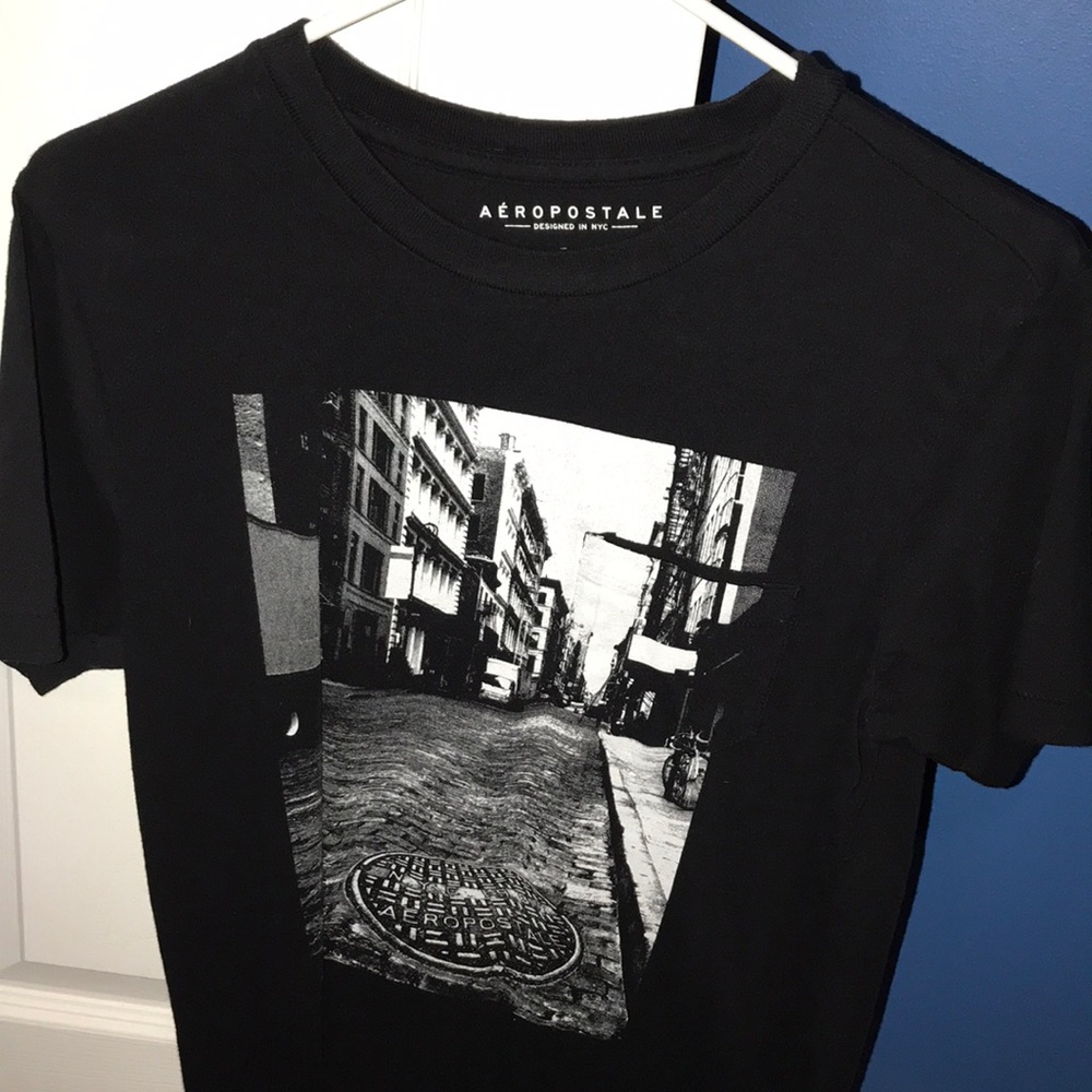 Aeropostale Graphic Tee